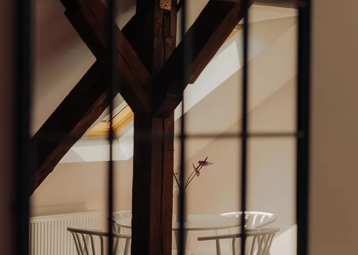 Oak House - Boutique Near Meidling Station Готель типу "ліжко та сніданок"