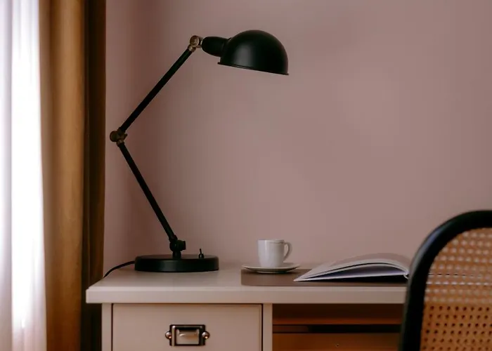 民宿 Oak House - Boutique Near Meidling Station 4*